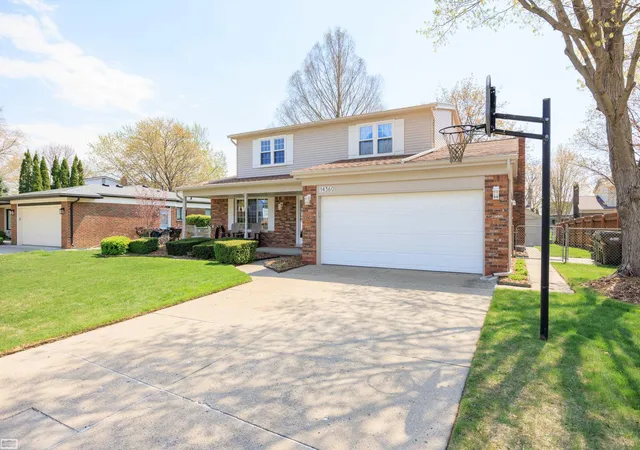Photo 3 of Single family home for sale at 14360 Kerner Dr, Sterling Heights, MI 48313 | MLS# 58050211376 | Listing updated on 2026-06-15