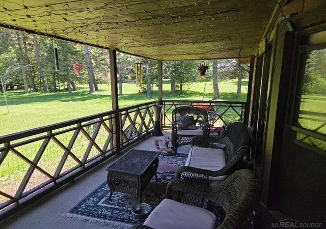 Photo 3 of Single family home for sale at 2960 Oakview St, Dryden, MI 48428 | MLS# 58050211377 | Listing updated on 2026-09-10