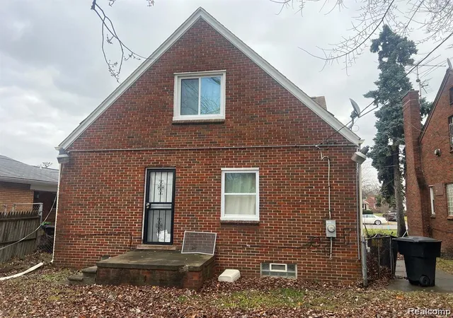 Photo 3 of Single family home for sale at 18693 Whitcomb St, Detroit, MI 48235 | MLS# 20261044649 | Listing updated on 2026-08-23