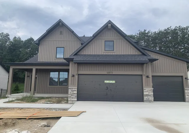 Single family home for sale at 12573 Riverton Rd, Grand Haven, MI 49417 | MLS# 65026029344 | Listing updated on 2026-09-04