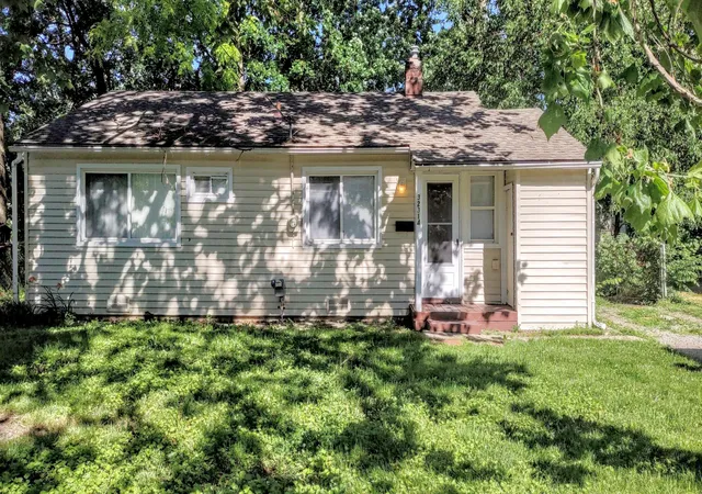 Homes for sale in Westland City Wayne, MI | 32314 Ogemaw St, Westland City Wayne, MI 48186 | MLS# 81026029358