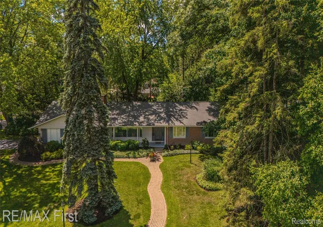 89th image of 19415 Riverside Dr, Beverly Hills, MI 48025 | MLS# 20261044678