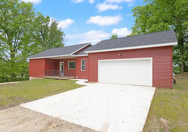 2nd image of 11582 M 60, Three Rivers, MI 49093 | MLS# 68026029372