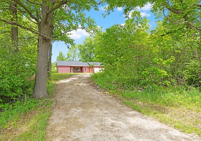 3rd image of 11582 M 60, Three Rivers, MI 49093 | MLS# 68026029372