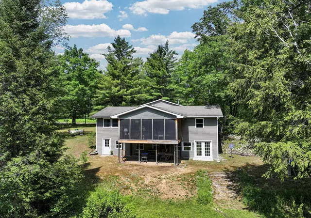 Photo 3 of Single family home for sale at 8110 N 39 1/2 Rd, Manton, MI 49663 | MLS# 78080069673 | Listing updated on 2026-06-16