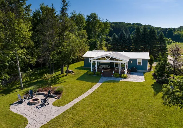 3rd image of 4907 Murray Ln, East Jordan, MI 49727 | MLS# 78080069674
