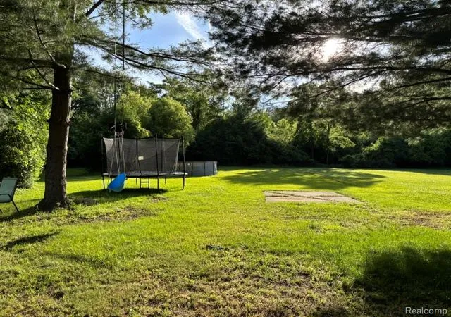 17th image of 2273 Covert Rd, Burton, MI 48509 | MLS# 20261044739