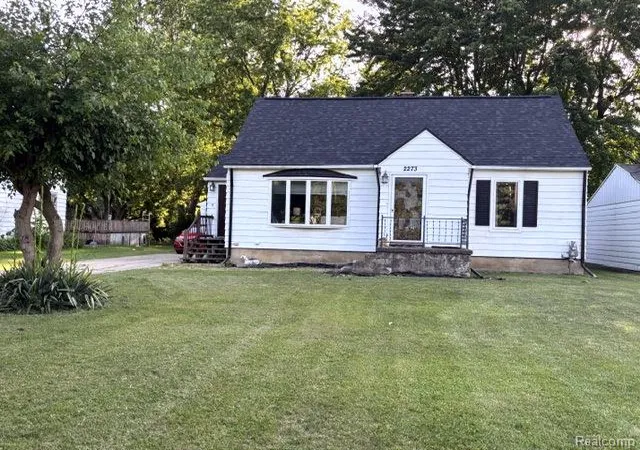 2nd image of 2273 Covert Rd, Burton, MI 48509 | MLS# 20261044739