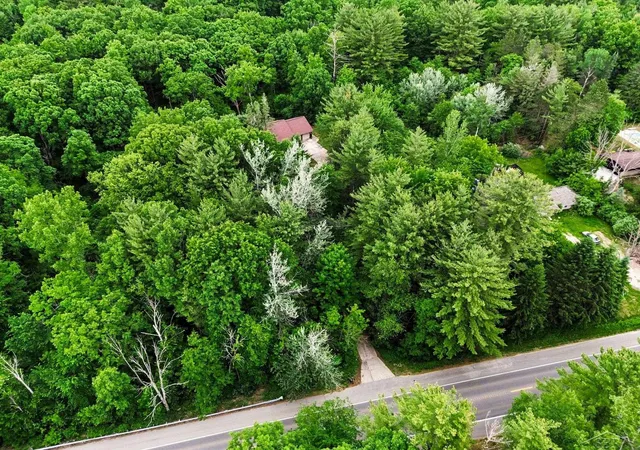 2nd image of 371 E Saginaw Rd, Sanford, MI 48657 | MLS# 61050211408