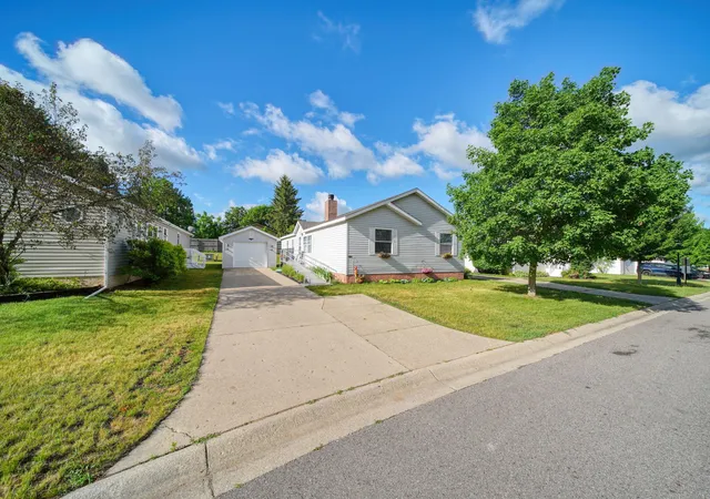 1st image of 1076 Cambry Cir, Grass Lake, MI 49240 | MLS# 55026029397
