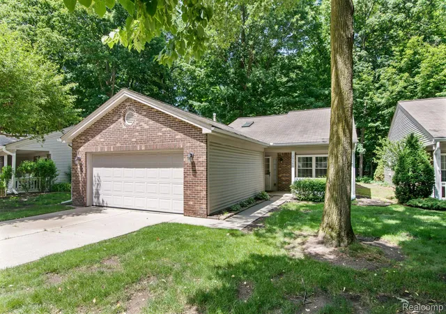 Photo 1 of Sale Pending at 39340 Armstrong Ln, Westland, MI 48185 | MLS# 20261044764 | Listing updated on 2026-06-19