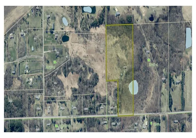 Photo 3 of Single family home for sale at 17777 Cavanaugh Lake Rd, Chelsea, MI 48118 | MLS# 81026029408 | Listing updated on 2026-06-21