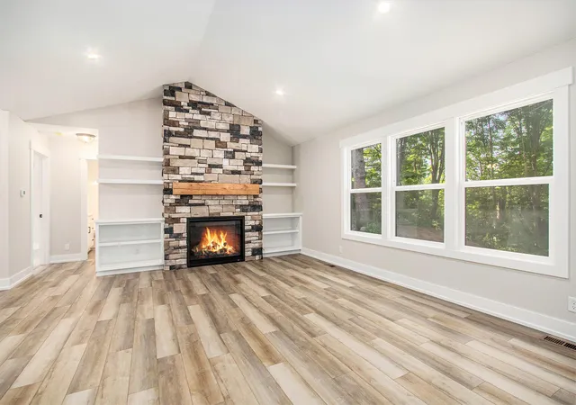 5th image of 5500 Timberstone Ln, West Olive, MI 49460 | MLS# 71026029409
