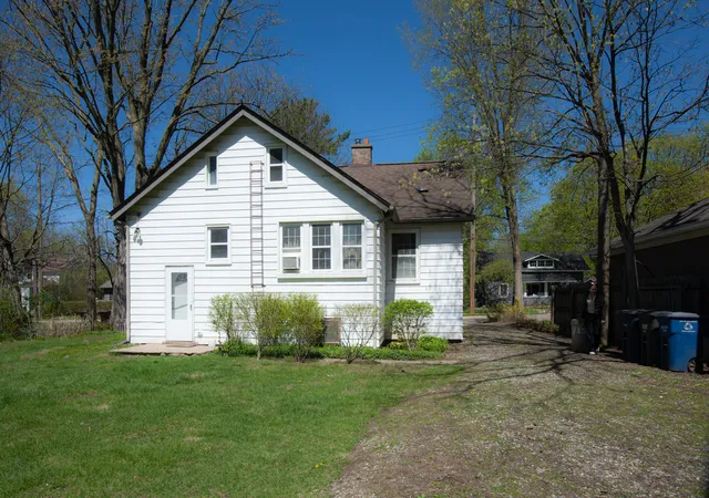 Photo 4 of Single family home for sale at 1474 Jewett Ave, Ann Arbor, MI 48104 | MLS# 81026029414 | Listing updated on 2026-07-29