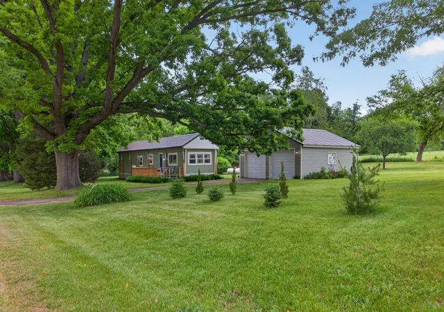 Photo 2 of Single family home for sale at 12081 Snow Rd, Hanover, MI 49241 | MLS# 55026029412 | Listing updated on 2026-06-17