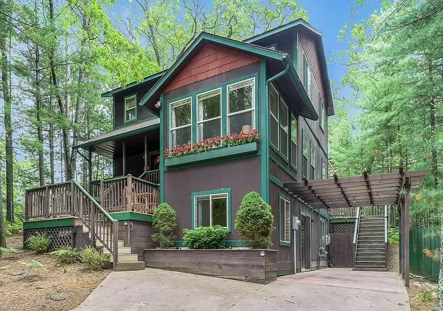 1st image of 5526 W Longbridge Rd, Pentwater, MI 49449 | MLS# 67026029425