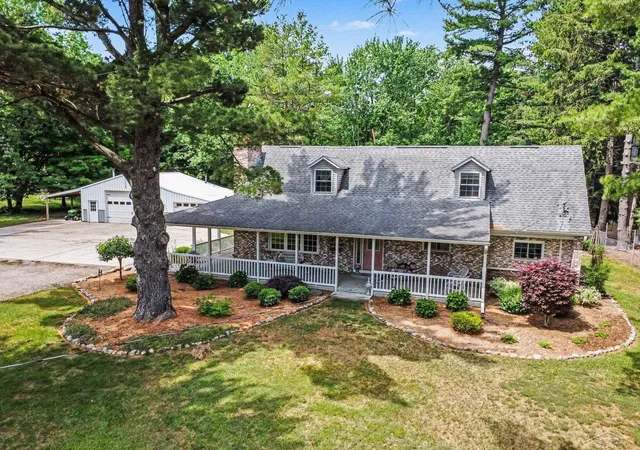 2nd image of 3850 S Fenmore Rd, Merrill, MI 48637 | MLS# 61050211420
