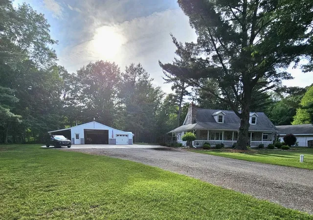 4th image of 3850 S Fenmore Rd, Merrill, MI 48637 | MLS# 61050211420