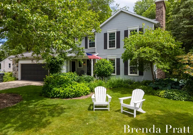 1st image of 5274 Crooked Pine Dr Sw, Grandville, MI 49418 | MLS# 65026029434