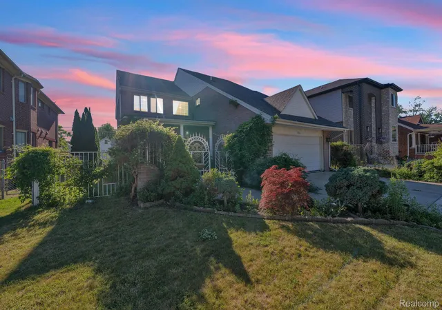 Photo 1 of Single family home for sale at 7511 Orchard Ave, Dearborn, MI 48126 | MLS# 20261044813 | Listing updated on 2026-07-17