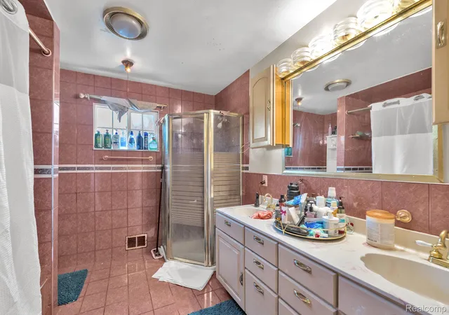 Photo 42 of Single family home for sale at 7511 Orchard Ave, Dearborn, MI 48126 | MLS# 20261044813 | Listing updated on 2026-07-17