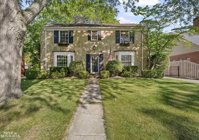 1st image of 8 Radnor Cir, Grosse Pointe Farms, MI 48236 | MLS# 58050211427