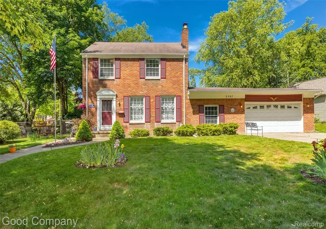 2nd image of 2507 N Washington Ave, Royal Oak, MI 48073 | MLS# 20261044827