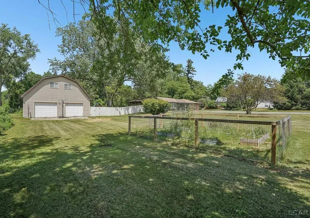 Photo 2 of Single family home for sale at 1476 W Sterns Rd, Temperance, MI 48182 | MLS# 56050211434 | Listing updated on 2026-06-15