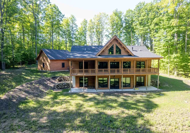 Photo 3 of Single family home for sale at 2609 Big Sky Rd, Paradise Township Grand Traverse, MI 49649 | MLS# 78080069700 | Listing updated on 2026-06-18