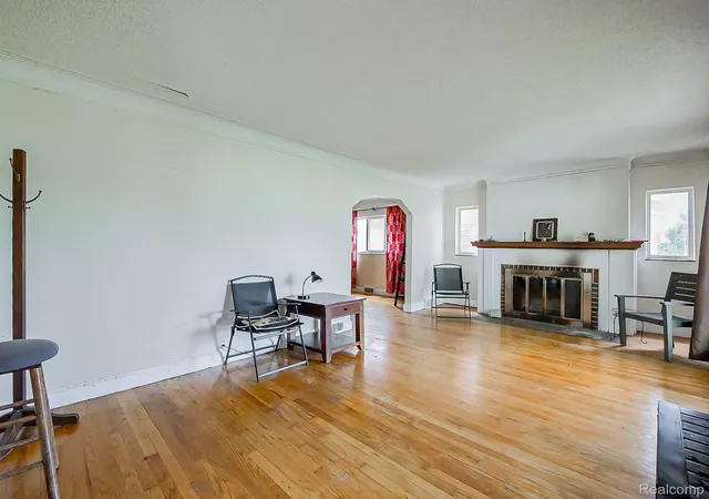 Photo 3 of Single family home for sale at 7620 Braile St, Detroit, MI 48228 | MLS# 20261044849 | Listing updated on 2026-06-19