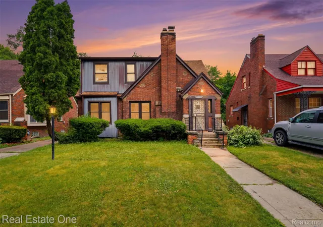 Photo 1 of Single family home for sale at 15464 Lindsay St, Detroit, MI 48227 | MLS# 20261044859 | Listing updated on 2026-06-16