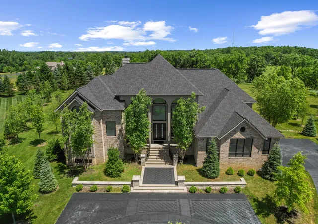 1st image of 5636 Meadow Ln, Ann Arbor, MI 48105 | MLS# 81026029455