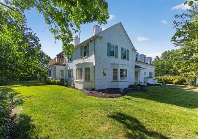 1st image of 5050 Browns Lake Rd, Jackson, MI 49203 | MLS# 55026029457