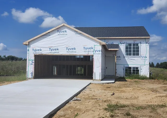 2nd image of 1264 Trillium Blvd, Vicksburg, MI 49097 | MLS# 66026029456