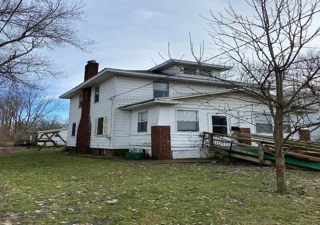 Homes for sale in Springfield City Calhoun, MI | 430 N 21St St N, Springfield City Calhoun, MI 49037 | MLS# 64026029469
