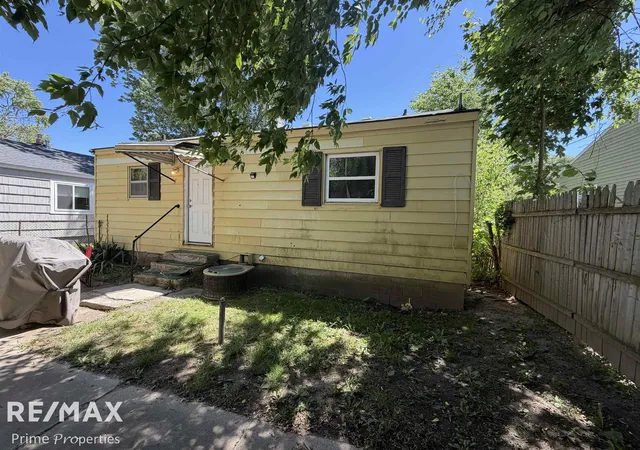 Photo 3 of Single family home for sale at 4051 Oconnor Rd, Flint, MI 48504 | MLS# 5050211442 | Listing updated on 2026-06-19