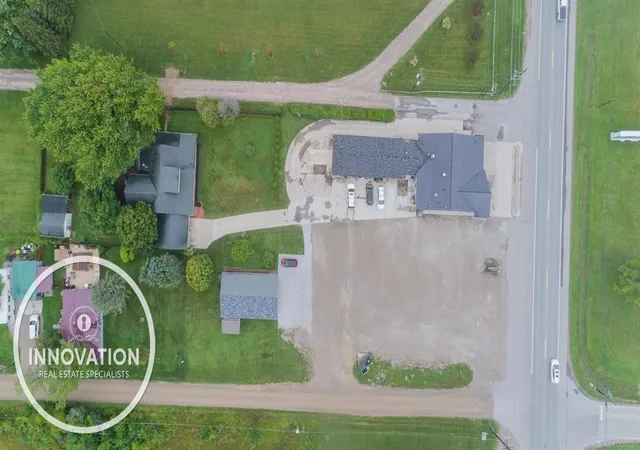 Photo 4 of Single family home for sale at 6515 Lakeshore Rd, Lexington, MI 48450 | MLS# 58050211443 | Listing updated on 2026-09-15