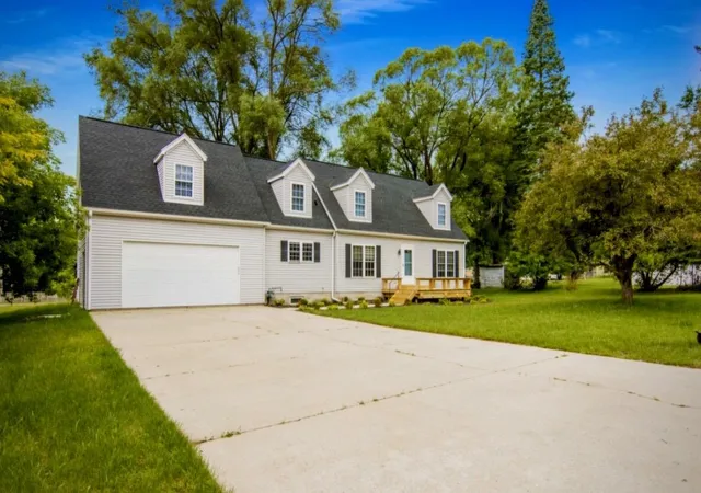 3rd image of 204 E Forest Home Ave, Bellaire, MI 49615 | MLS# 78080069711