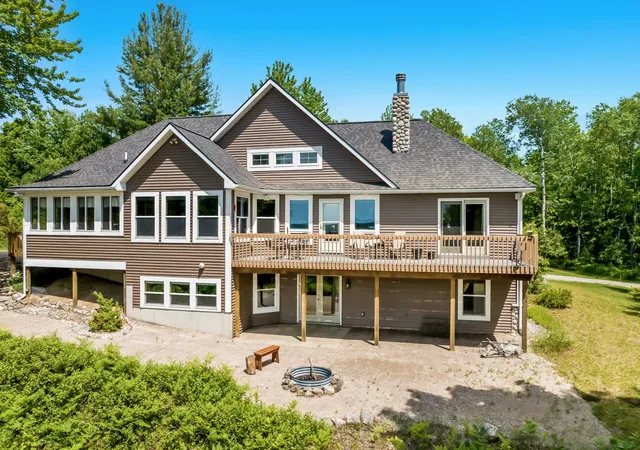 4th image of 337 S East Torch Lake Dr, Bellaire, MI 49615 | MLS# 78080069715