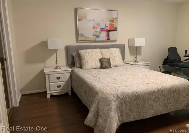 Listing Photo 5 - Condo for sale in building located at 44860 Marigold Dr, Sterling Heights, MI 48314 - Unit #282