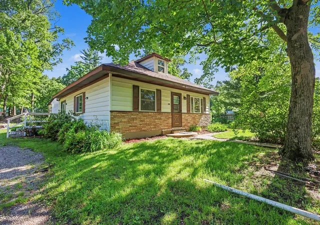 Photo 1 of Sale Pending at 522 W Englewood Ave, Twin Lake, MI 49457 | MLS# 71026029492 | Listing updated on 2026-06-17