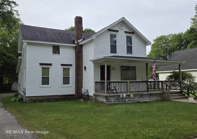 1st image of 218 Lincoln St, Chesaning, MI 48616 | MLS# 61050211457