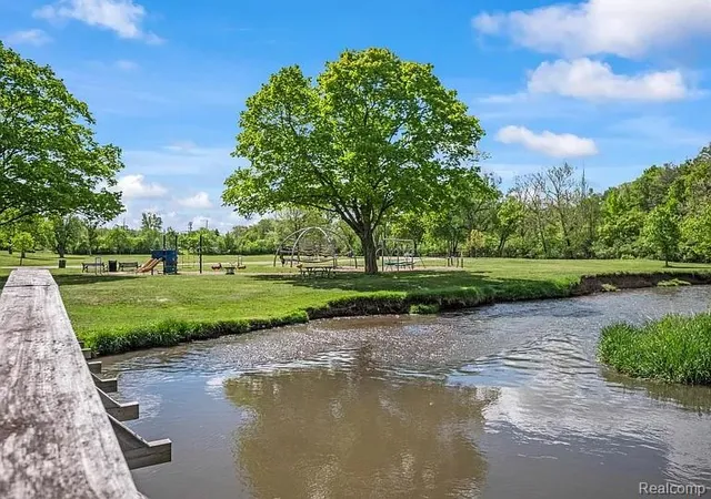 Listing Photo 2 - Condo for sale in building located at 105 Bridle, Northville, MI 48382 - Unit #