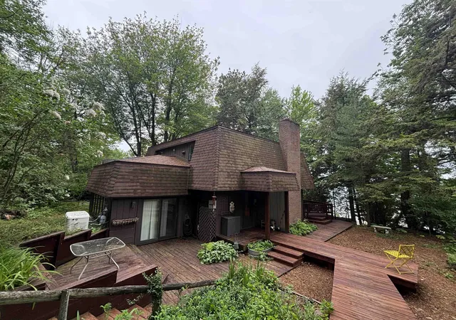 5th image of 2856 Birchview Dr, Kewadin, MI 49648 | MLS# 78080069723