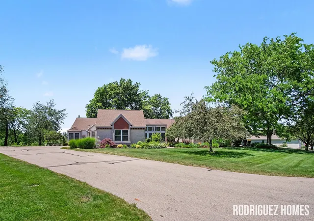 Homes for sale in Walker City Kent, MI | 3393 English Hills Dr Nw, Walker City Kent, MI 49544 | MLS# 65026029516
