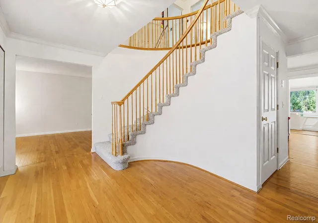 5th image of 2931 Briarwood Dr, Troy, MI 48085 | MLS# 20261044966