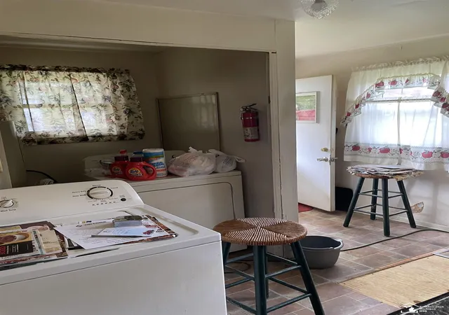 3rd image of 809 Pipis Dr, Monroe, MI 48162 | MLS# 57050211482