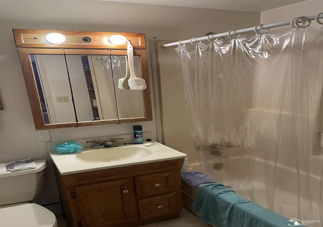 4th image of 809 Pipis Dr, Monroe, MI 48162 | MLS# 57050211482