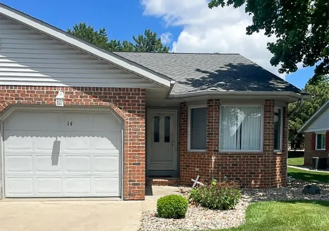 Listing Photo 1 - Condo for sale in building located at 14 Wilshire Dr, Frankenmuth, MI 48734