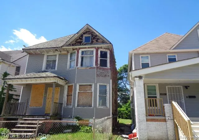 Photo 2 of Single family home for sale at 6031 Crane St, Detroit, MI 48213 | MLS# 20261044982 | Listing updated on 2026-06-17